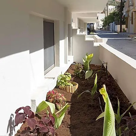 Calmare 3* Rethymno (Crete)