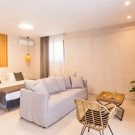 Calmare Hotel Rethymno (Crete)