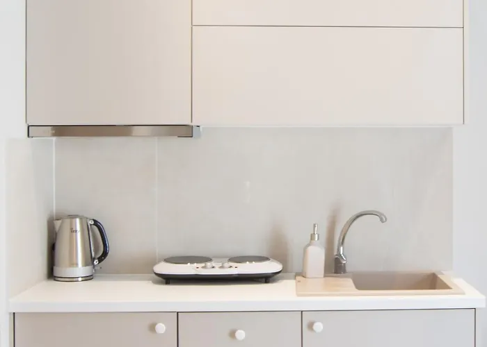 Готель Calmare