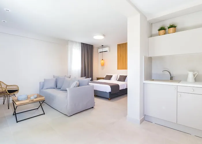 Готель Calmare