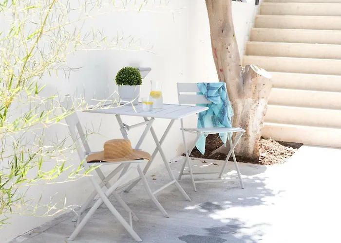 Готель Calmare 3*